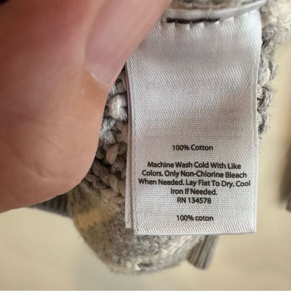 Vineyard Vines Grey and White Cotton Striped Cable Knit Crewneck Sweater - Picture 6 of 6